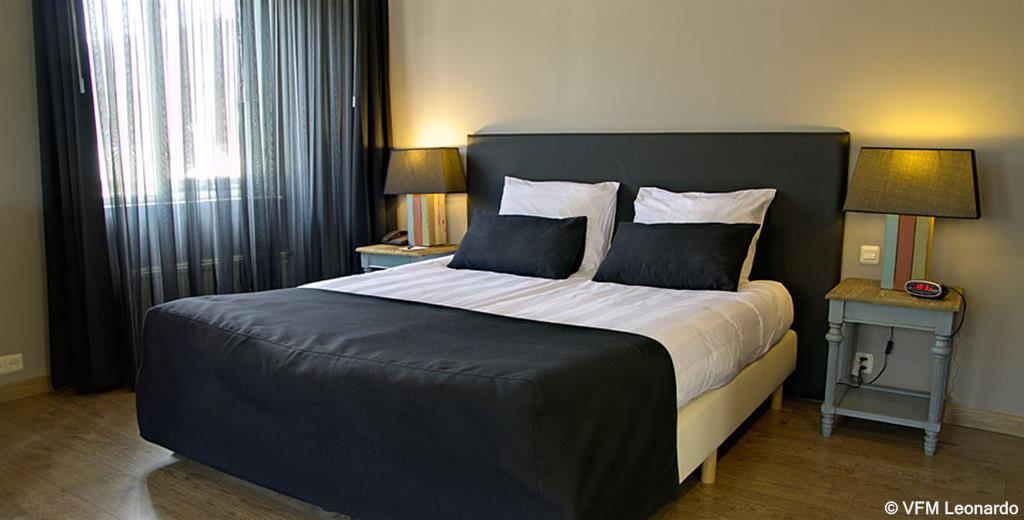 Hotel De Naaldhof โอส ภายนอก รูปภาพ